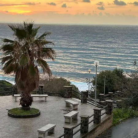 Casa Mari A Due Passi Dal Mare Ferienhaus