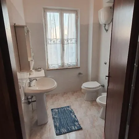 Casa vacanze Casa Ponente...a Due Passi Dal Mare Porto Alabe